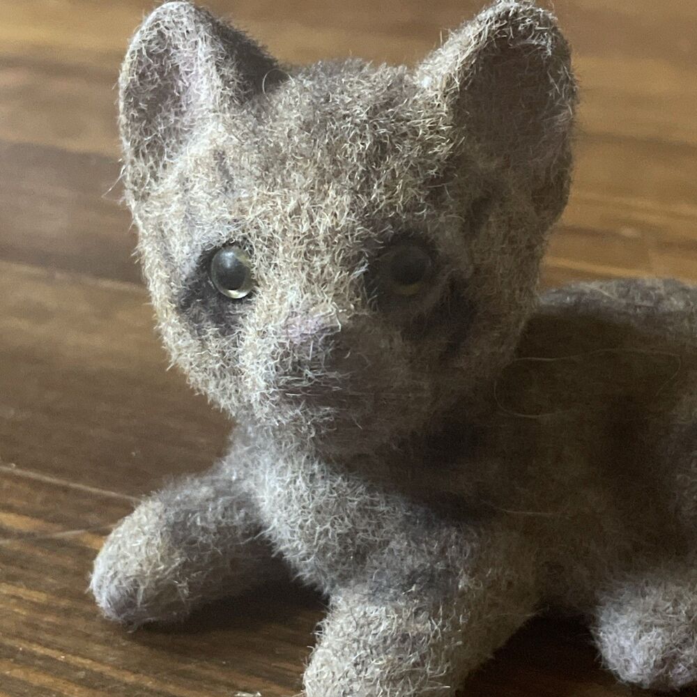 Vintage Flocked Cat Lying Down Brown Gray Striped Kitty Fuzzy Tabby Small 4"